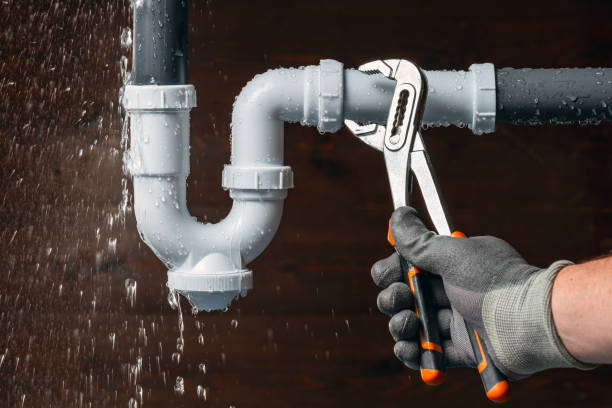 Professional Leak Detection technician working in West Concord, MN